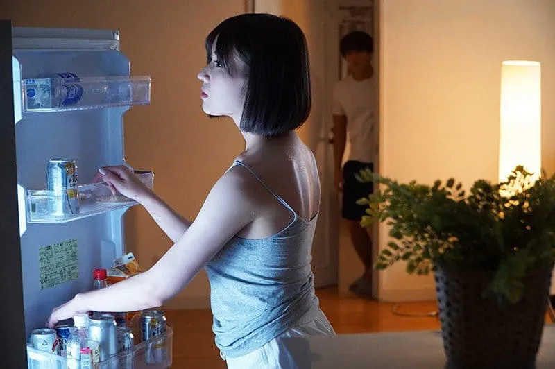 Chị vợ yêu cãi nhau với ông xã đến nhà con ghệ ở rồi nắc luôn chồng yêu em gái